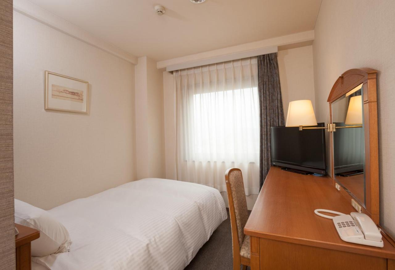 Hotel Kinsuien Saiki Esterno foto