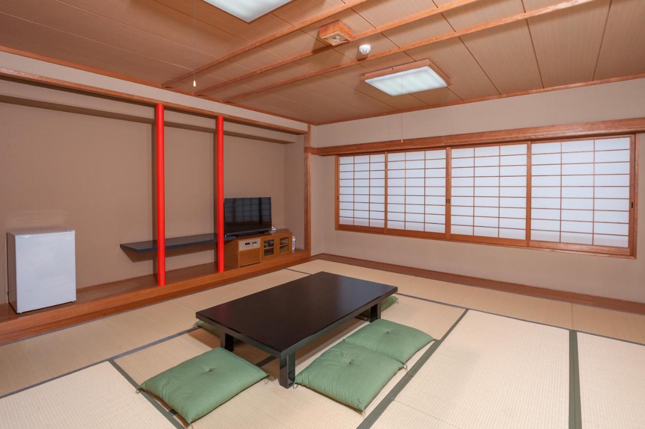 Hotel Kinsuien Saiki Esterno foto